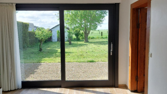 Millesteenstraat - 102 - - 8890