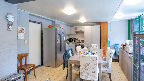 rue Piervenne - 147 - - 5590