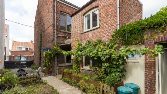 Izegemsestraat - 86 - - 8500