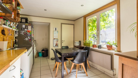 Izegemsestraat - 86 - - 8500
