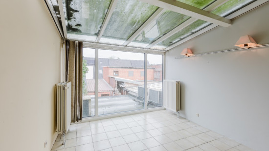 Hoogstraat - 9 - - 9960