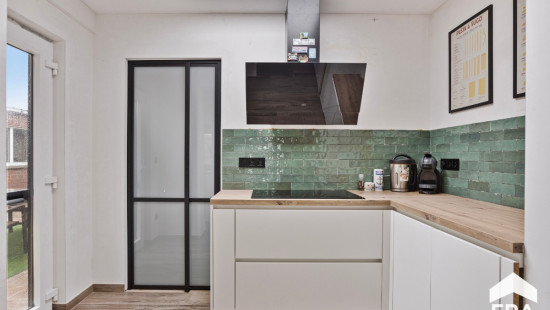 Kronestraat - 45 - - 8210