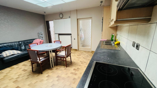 Hellestraat - 42 - - 8940