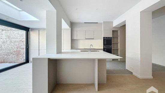 Boulevard du Triomphe - 42 - - 1160