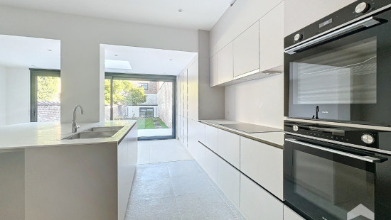 Boulevard du Triomphe - 42 - - 1160