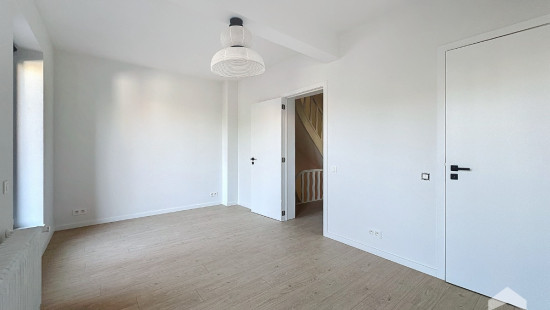 Boulevard du Triomphe - 42 - - 1160