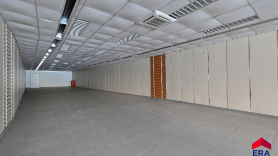 Markt - 85 - - 9900