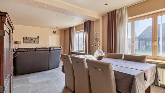 Doorstraat - 8 - - 3850