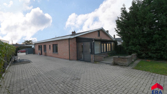 Zonnebloemstraat - 19 - - 9920