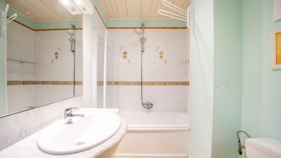 Rue Grand Ry - 11 - - 4860