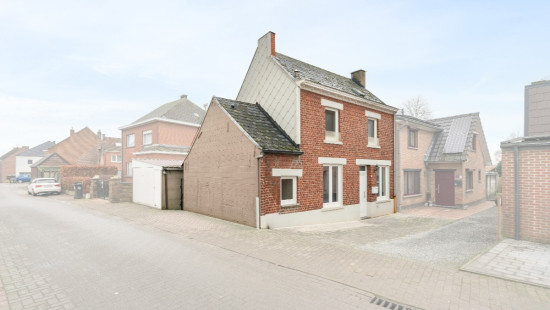 Bosstraat - 28 - - 9500