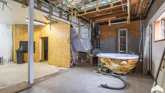 Louis Paul Boonstraat - 42 - - 9300