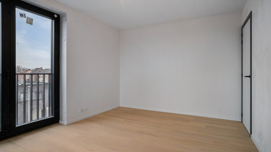 Staatsbaan - 76 - - 2.1 - 9870