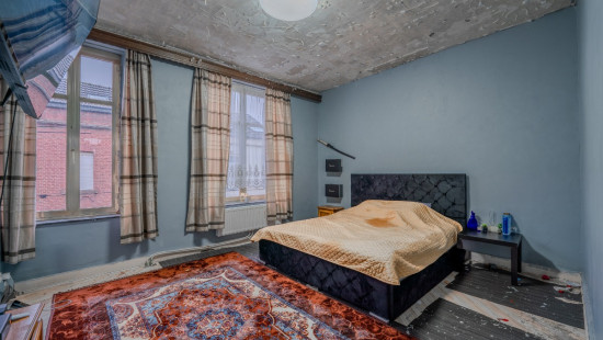 Rue de la Loi - 15 - - 4100