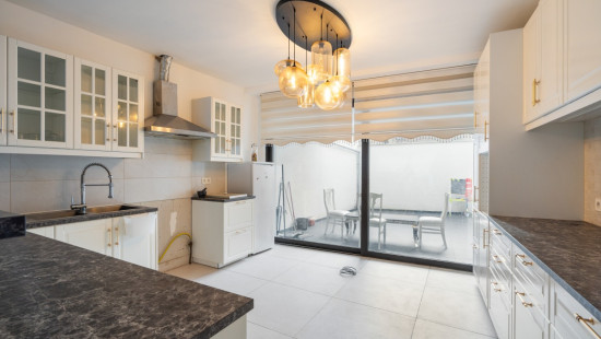 Vlaanderenstraat - 12A - - 1800