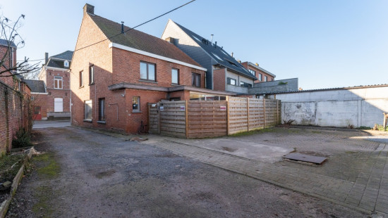 Statiestraat - 11 - - 8720