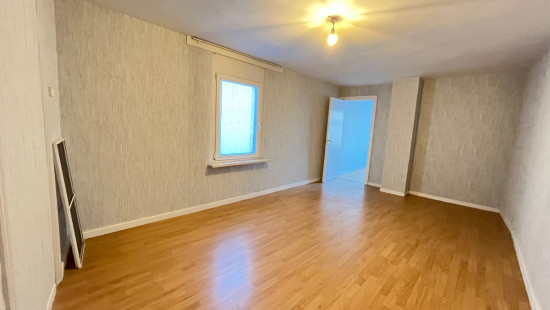 Roeselarestraat - 74 - - 8560