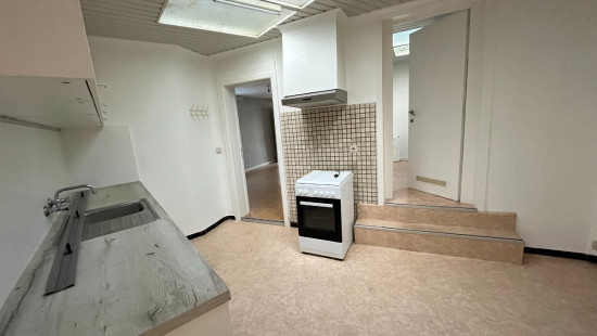 Roeselarestraat - 74 - - 8560
