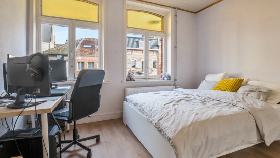 Kerkstraat - 77 - - 9200