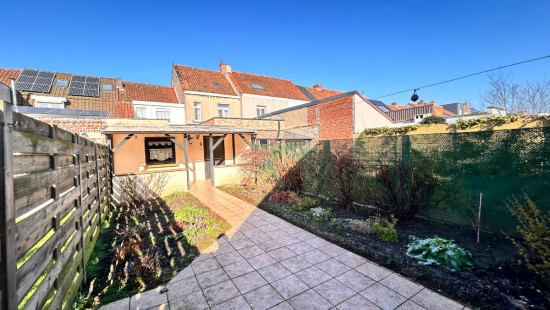 Vredestraat - 20 - met garage - 8940