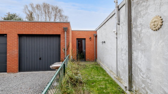 Leegstraat - 13 001 - - 9060