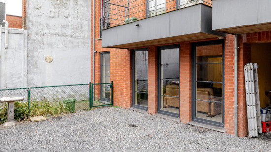 Leegstraat - 13 001 - - 9060