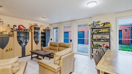 Leegstraat - 13 001 - - 9060