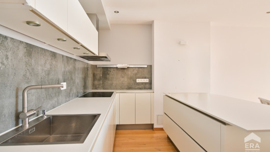 Avenue Georges Henri - 275 - - 1200