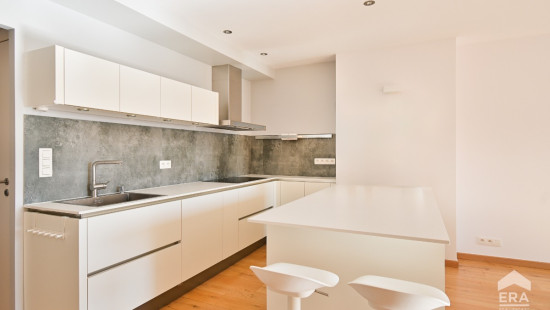 Avenue Georges Henri - 275 - - 1200