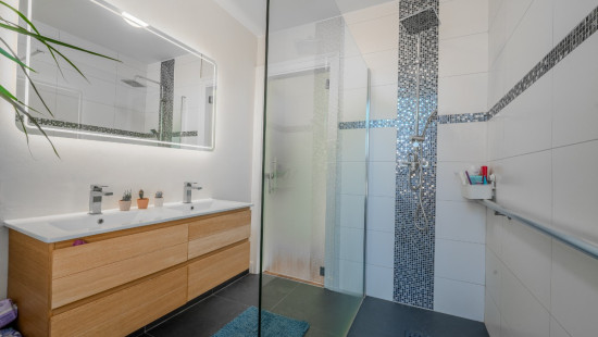 Avenue Albert 1er - 35 - - 5070
