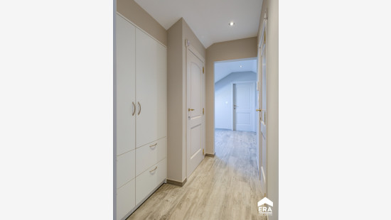 Stationsstraat - 42 - - 3941