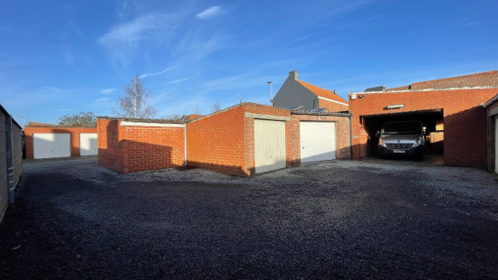 Menenstraat - 61 - - 8940