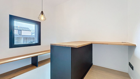 Rue des Petites Roches - 91 - - 4000