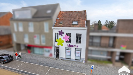 Markt - 72 - - 2400
