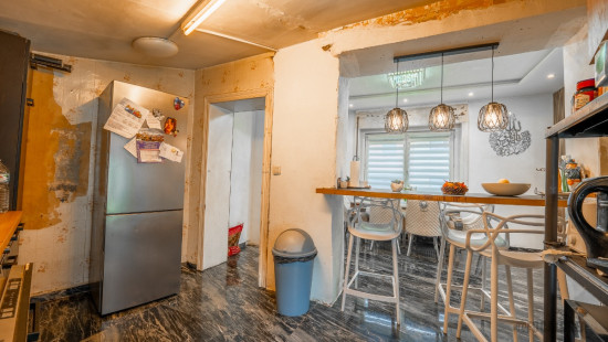 Rue Comtes d'Egmont-de Hornes - 28 - - 4100