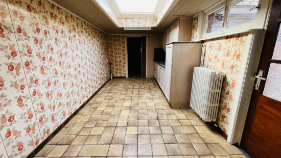 Dadizeelsestraat - 15 - - 8890