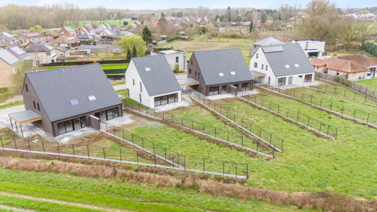 Veldstraat - 8 - - Lot 1 - 2430
