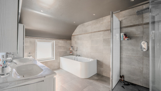 Rue du Fort d'Andoy - 76 - - 5100