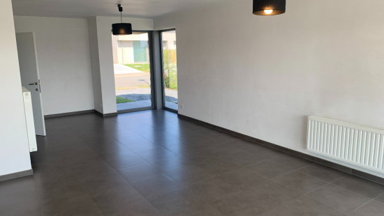 Johny Thiostraat - 30 - - 8830