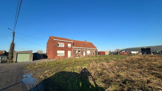 Slypsstraat - 6+8 - - 8890