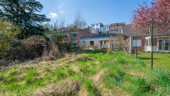 Rue Julien Lahaut - 43 - - 4100