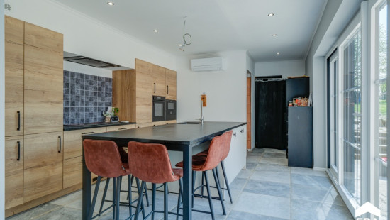 Statiestraat - 58 - - 3890