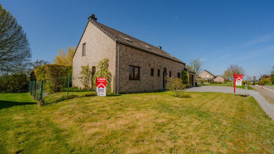 Rue de Petit Ouffet - 27 - - 4590