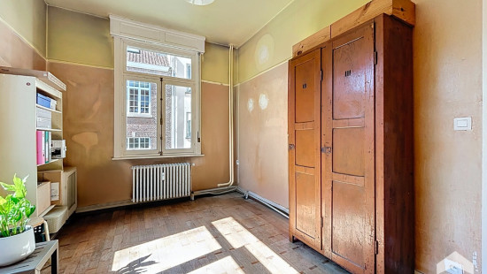 Rue Renier Chalon - 44 - - 1050