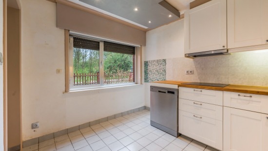 Hoofdstraat - 107 - - 9200