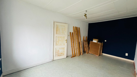 Langemarkstraat - 72 - - 8980