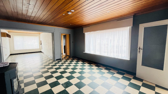 Langemarkstraat - 72 - - 8980