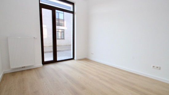 Ten Wijngaarde - 8 - 0001 - 9150