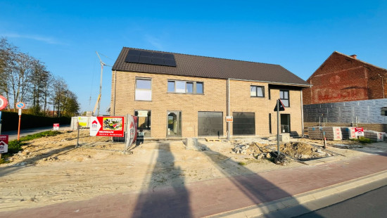 Roeselarestraat - 376 - NB - 8880