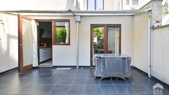 Rue de Bourgogne - 87 - - 1190